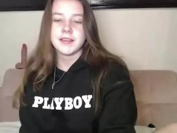 petitegirluvsdick from Chaturbate is Freechat