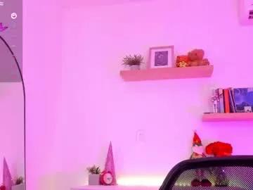 rose__saenz from Chaturbate is Freechat