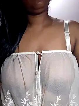 angelsilvia from StripChat is Freechat