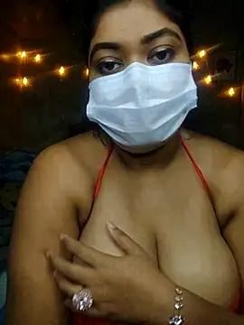 blackqueen4you from StripChat is Freechat