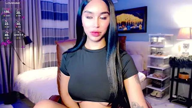 Hail_Ur_QueenJasmine from StripChat is Freechat