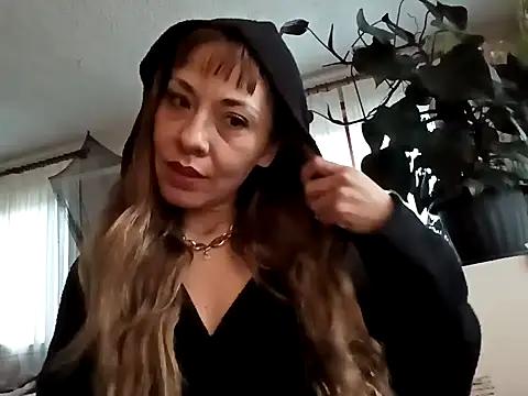 KarolinaReaper from StripChat is Freechat