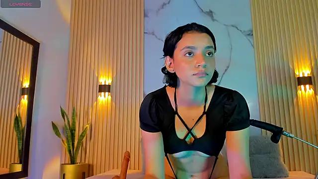 Kate__rouse444 from StripChat is Freechat