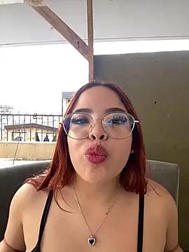 martina_monrohe from StripChat is Freechat