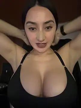 preetypeach from StripChat is Freechat