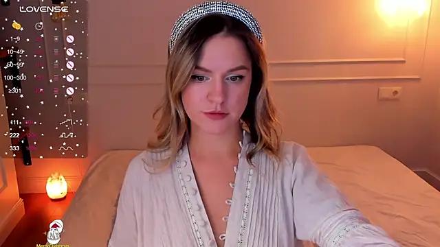 SaintMarya from StripChat is Freechat