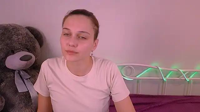 Sonya_Bladee from StripChat is Freechat