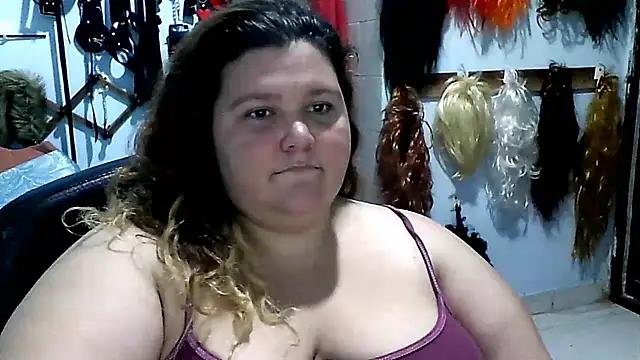 squirt322bbw from StripChat is Freechat