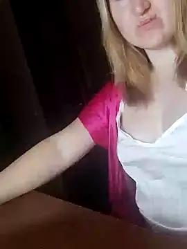 Vera_Moon from StripChat is Freechat