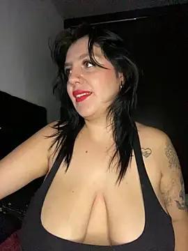 VictoriAmatista from StripChat is Freechat