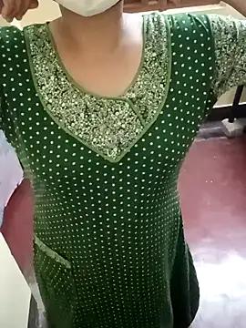 yourtamilcouple from StripChat is Freechat